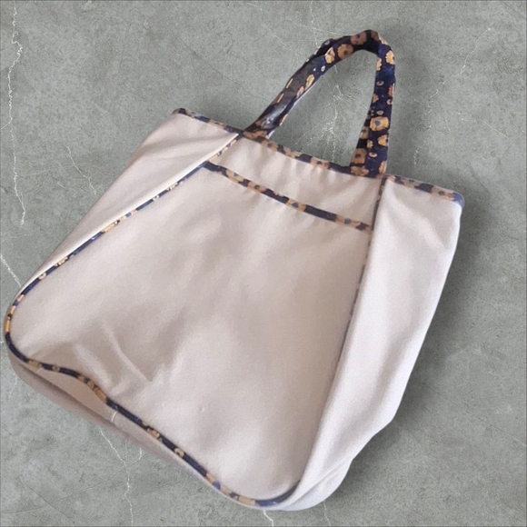 Shoshanna Handbags - Shoshanna Cream Tote with Floral Accents